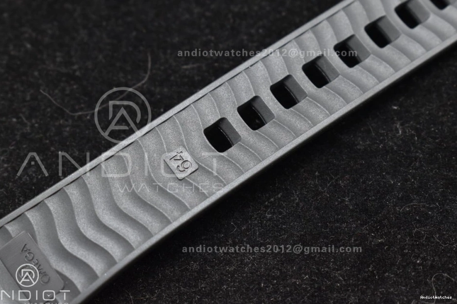 Black A Strap RG 300m Neat 1:1 Dial Seamaster Black VSF 1070 Ceramic Best on Bezel Black Edition 43.5mm Rubber 1112